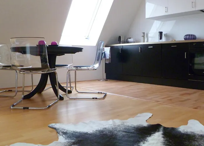 Stylish Maisonette, Prenzlauer Berg, 70M2